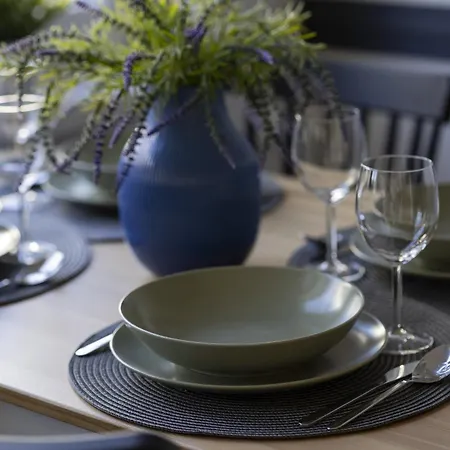 Elegant Grey Wspolna Srodmiescie In By Renters Διαμέρισμα Βαρσοβία