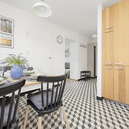 Διαμέρισμα Elegant Grey Wspolna Srodmiescie In By Renters *